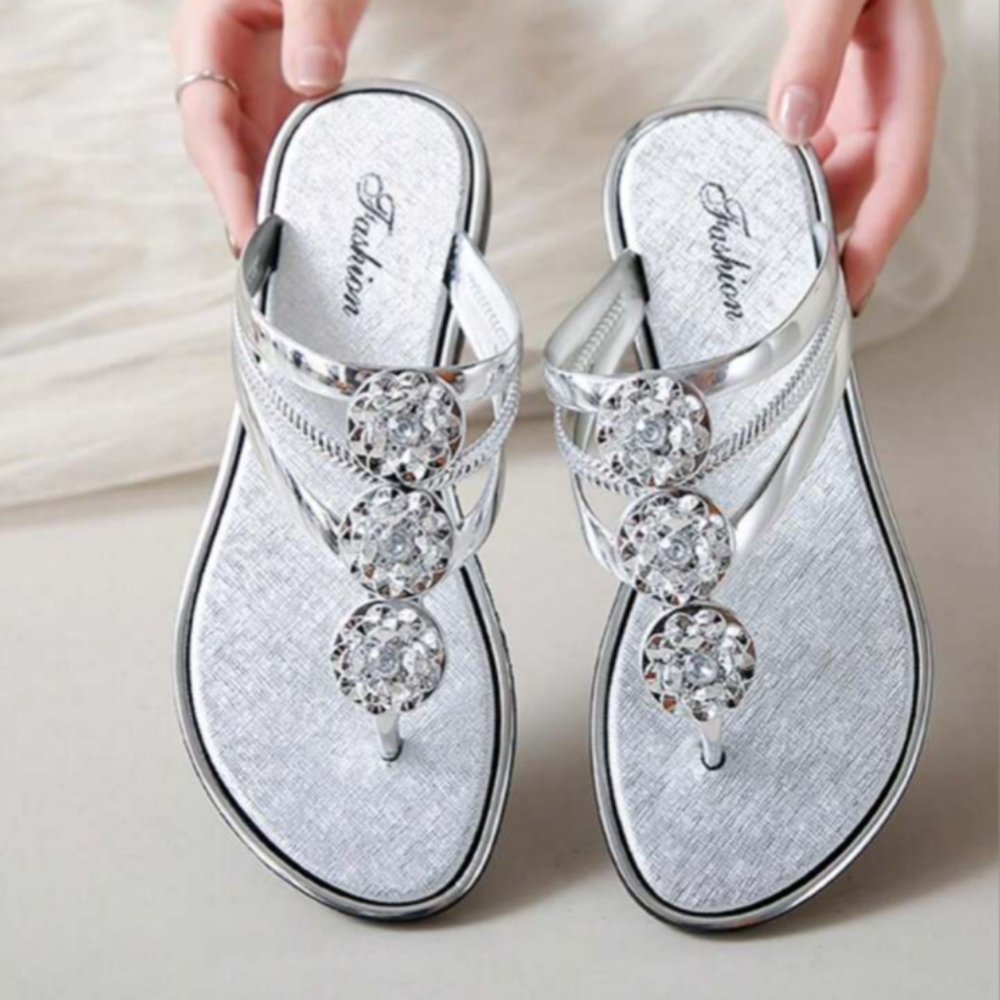 Silver Women's Sandals With Rhinestones!
